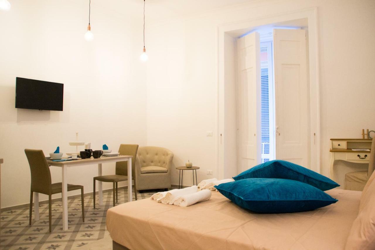 B&B Il Balconcino A Santa Chiara Naples Exterior photo