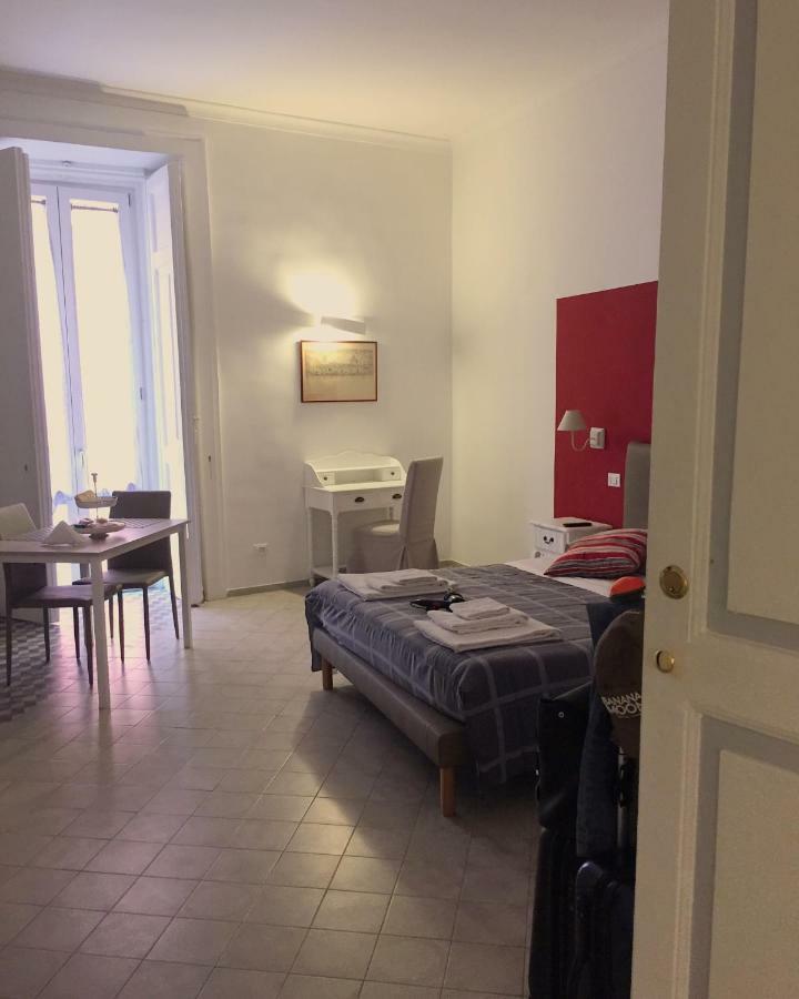 B&B Il Balconcino A Santa Chiara Naples Exterior photo